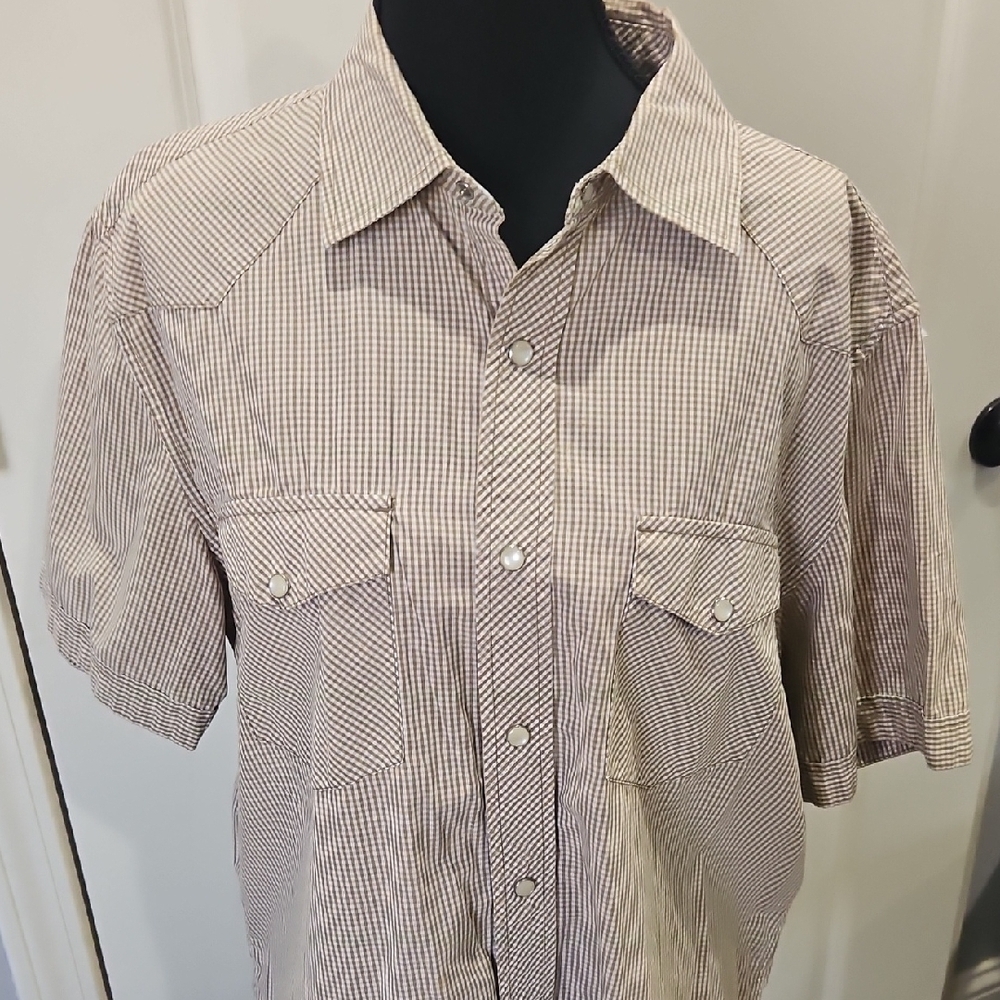 Banana Republic Men's Brown Checkered Button Down Shirt - Picture 7 of 10